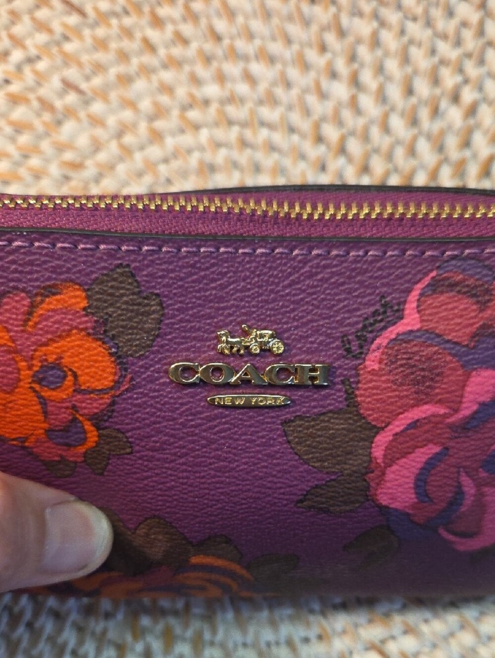 Poppy 6x4 Coach Purple Floral Zip Wristlet with Gold Logo - Picture 5 of 8